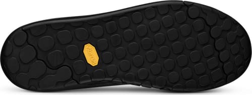 FIZIF2023400-fizik-gravita-versor-black-shoes-3-vibram-flat-outsole_1