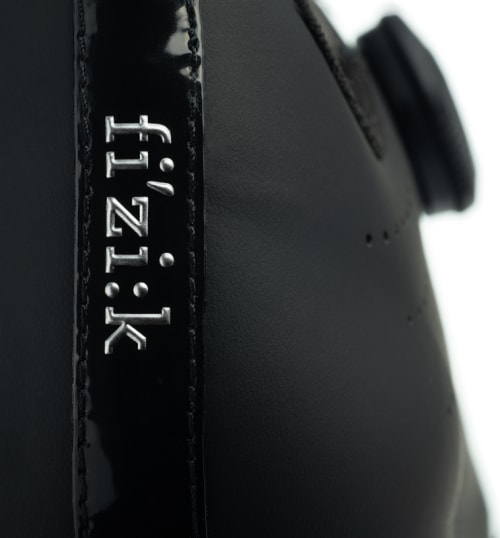 FIZIF8189360-tempo-r5-overcurve-black-black-detail1_1