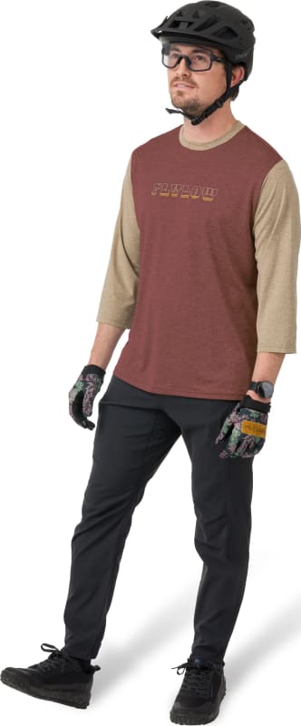 FLYL225501032-S25_Nash3-quarterShirt_Bear-RyeGraphic_PrestonPant_Black_A_7d260d8d-74c8-4064-aeeb-1520ff30d19e_2000x