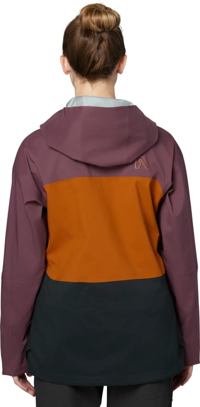 FLYL547054703-F23_LucyJacket_GalaxyCopperBlack_Back_1200x