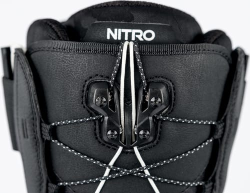 NITRN848716001M9-848716-001_Venture-TLS-Step-On_Black_Detail-2