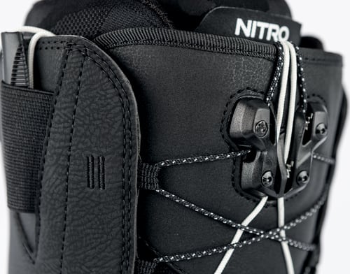 NITRN848716001M9-848716-001_Venture-TLS-Step-On_Black_Detail-3