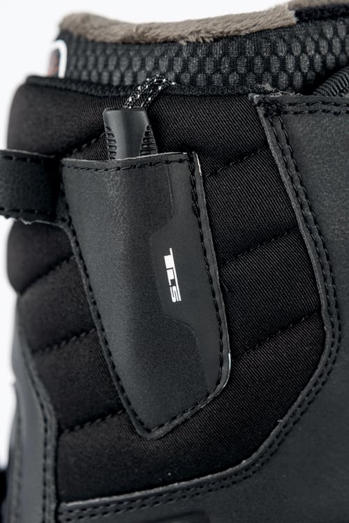 NITRN848721001W7-848721-001_Cave-TLS-Step-On_Black_Detail-6