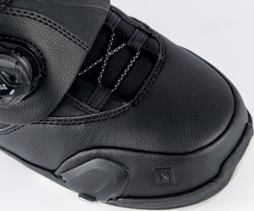 NITRN848721001W7-848721-001_Cave-TLS-Step-On_Black_Detail-9
