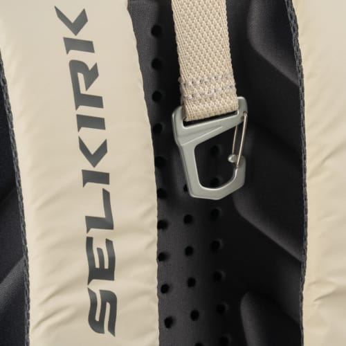 SELK10025-SELKIRK_06-23_BAGS_031