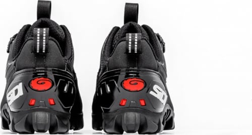 SIDISMSD20BKBKM41-scarpe-mtb-defender-20-black-back