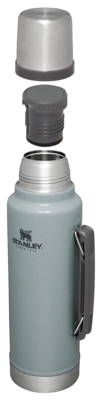 STAN1011347003-B2B_Web_PNG-The-Legendary-Classic-Bottle-1-5QT-Hammertone-Silver-Hero-Exploded_69814aa0-2d35-4941-88a2-0004fbdd6006