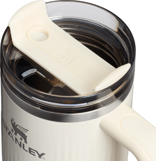 STAN1013003009-Web_PNG_Square-TheQuencherFlutedTextureTumbler30OZ-CreamGloss-LidDetail