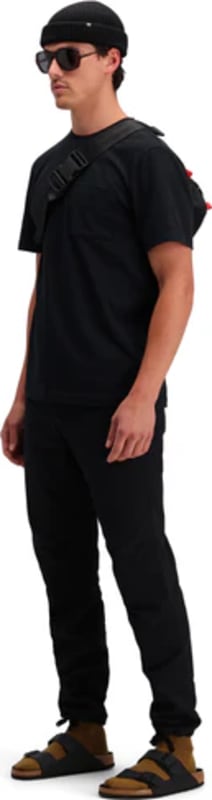 TODE211401001970-F22-M-Dirt-Black-Look4-Quarter-1_1
