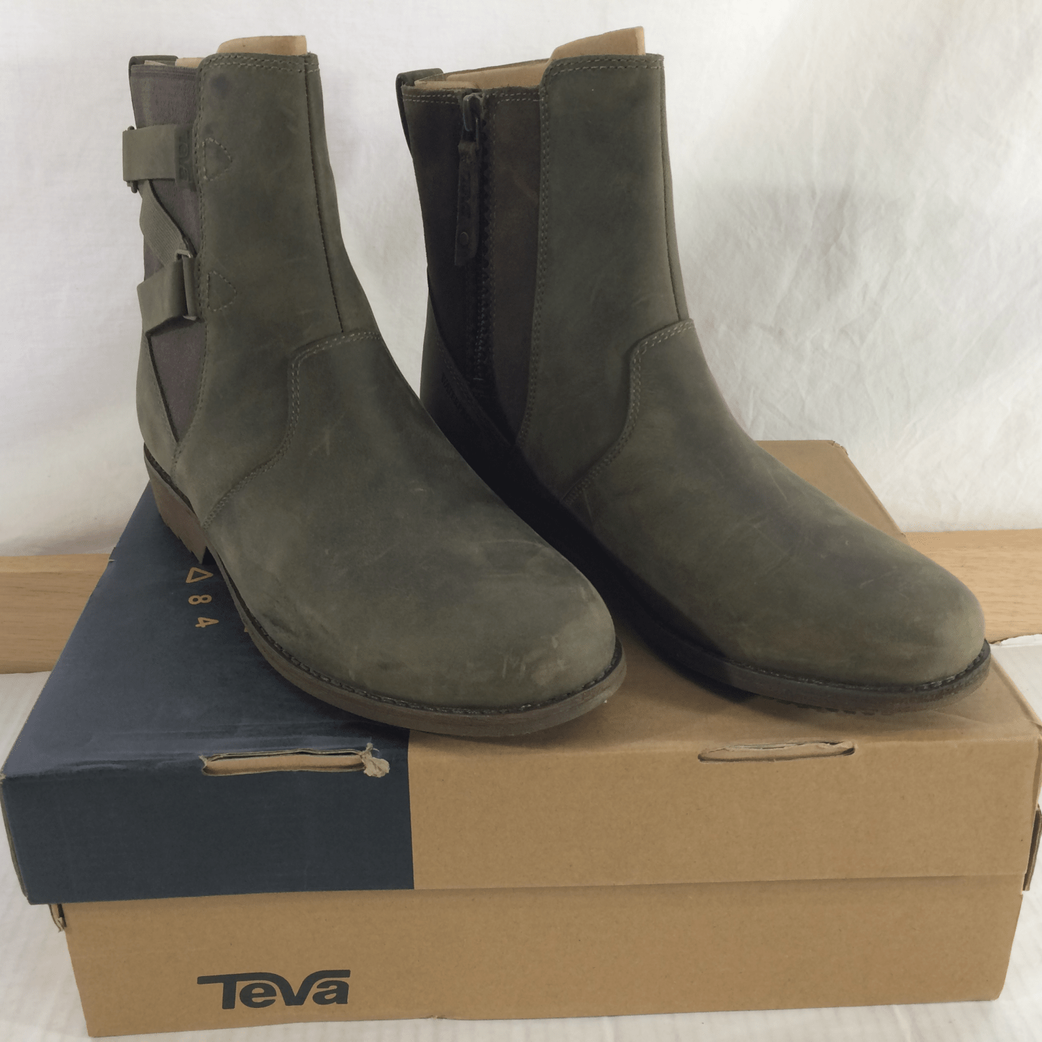 Teva waterproof ankle clearance boots