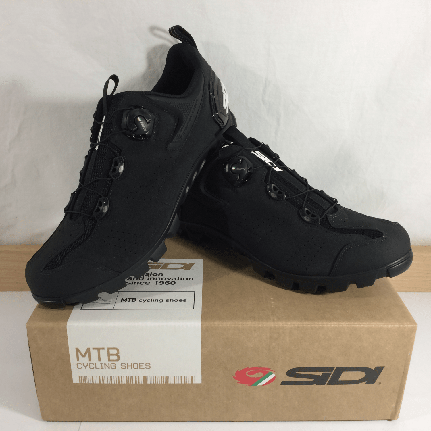 Sidi defender sales