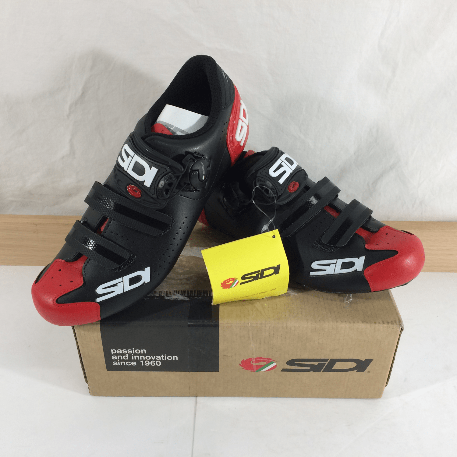 Sidi Alba 2 Men's Road Bike Cycling Shoes, Black/Red, Size 41 