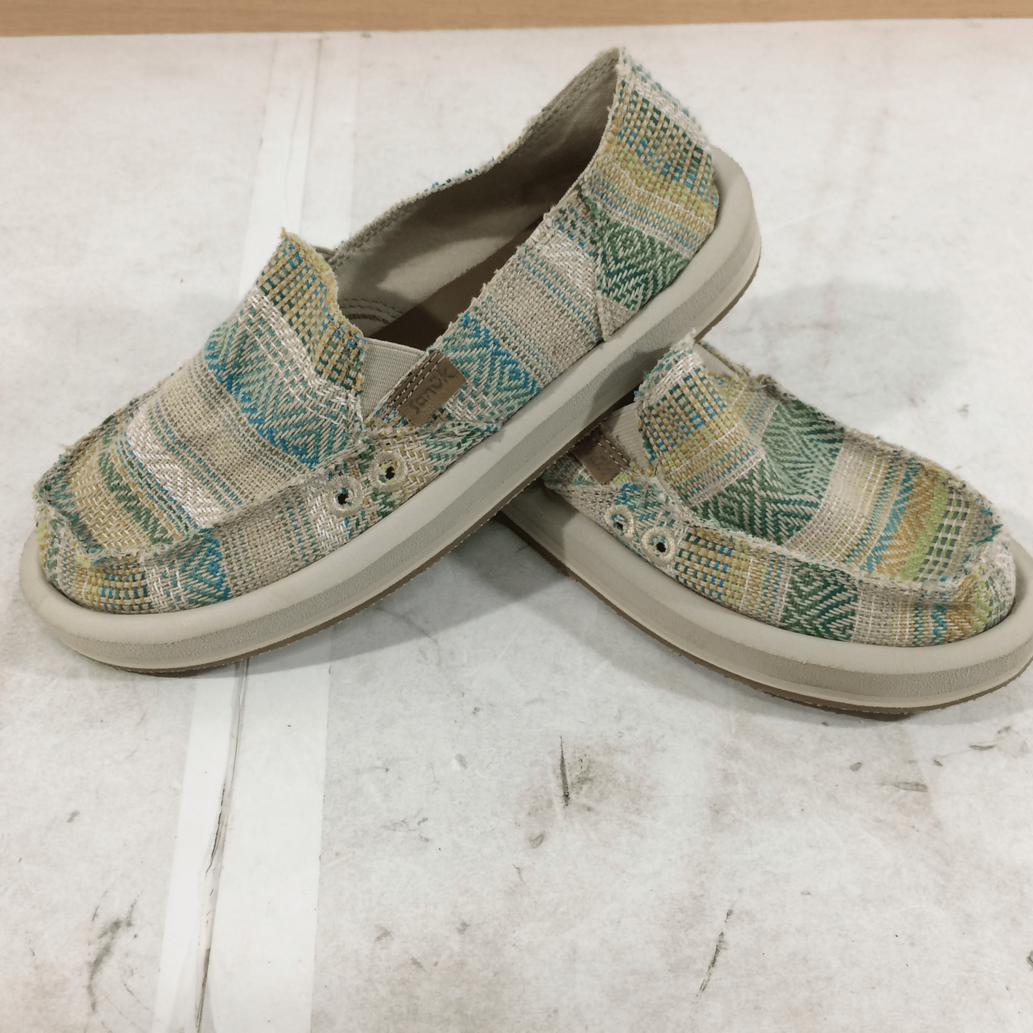 Very Good Sanuk Donna ST Artesano Women's Shoe, Blue/Green, W7