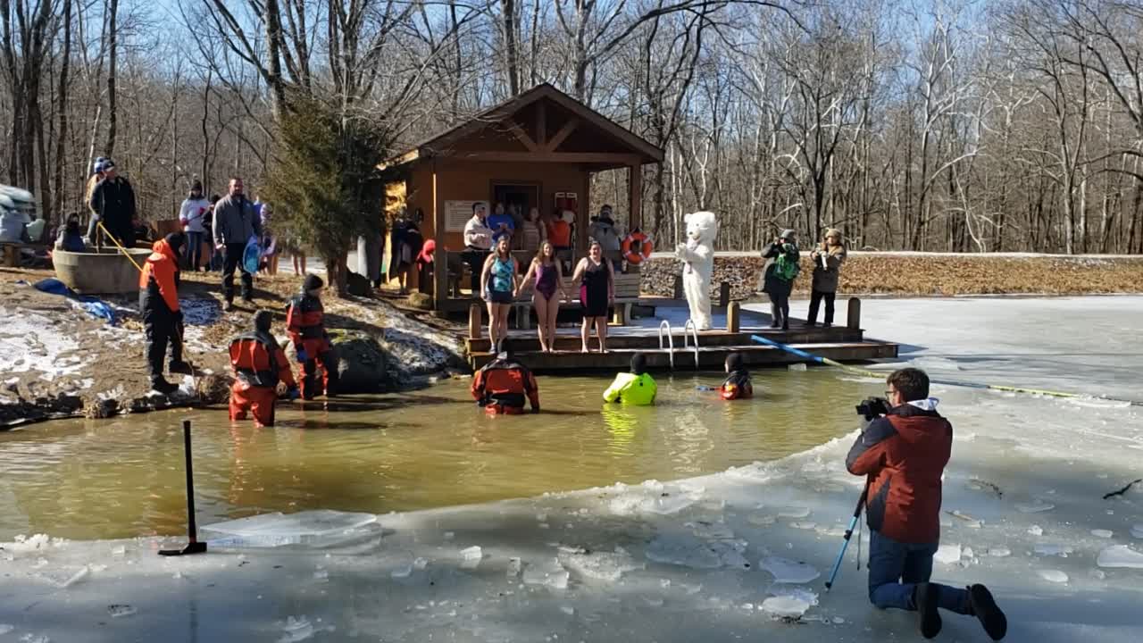 2022 Polar Plunge Flat Rock River YMCA Camp Raena Latina