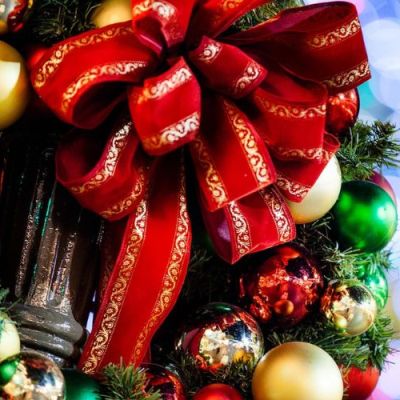 2025 Guide to Holidays at Disneyland® Resort for a Magical Season