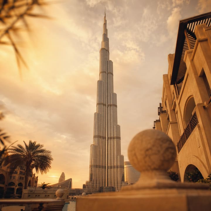 Dubai and the UAE — local tour packages and UAE residence visa support from Green Apple Travel