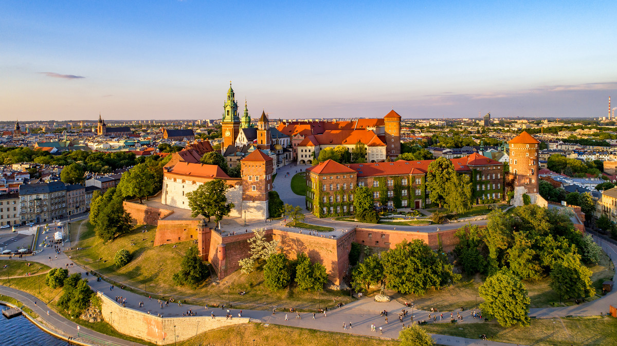 Kraków Private 5‑day — Crown Piast Hotel & Private Tours