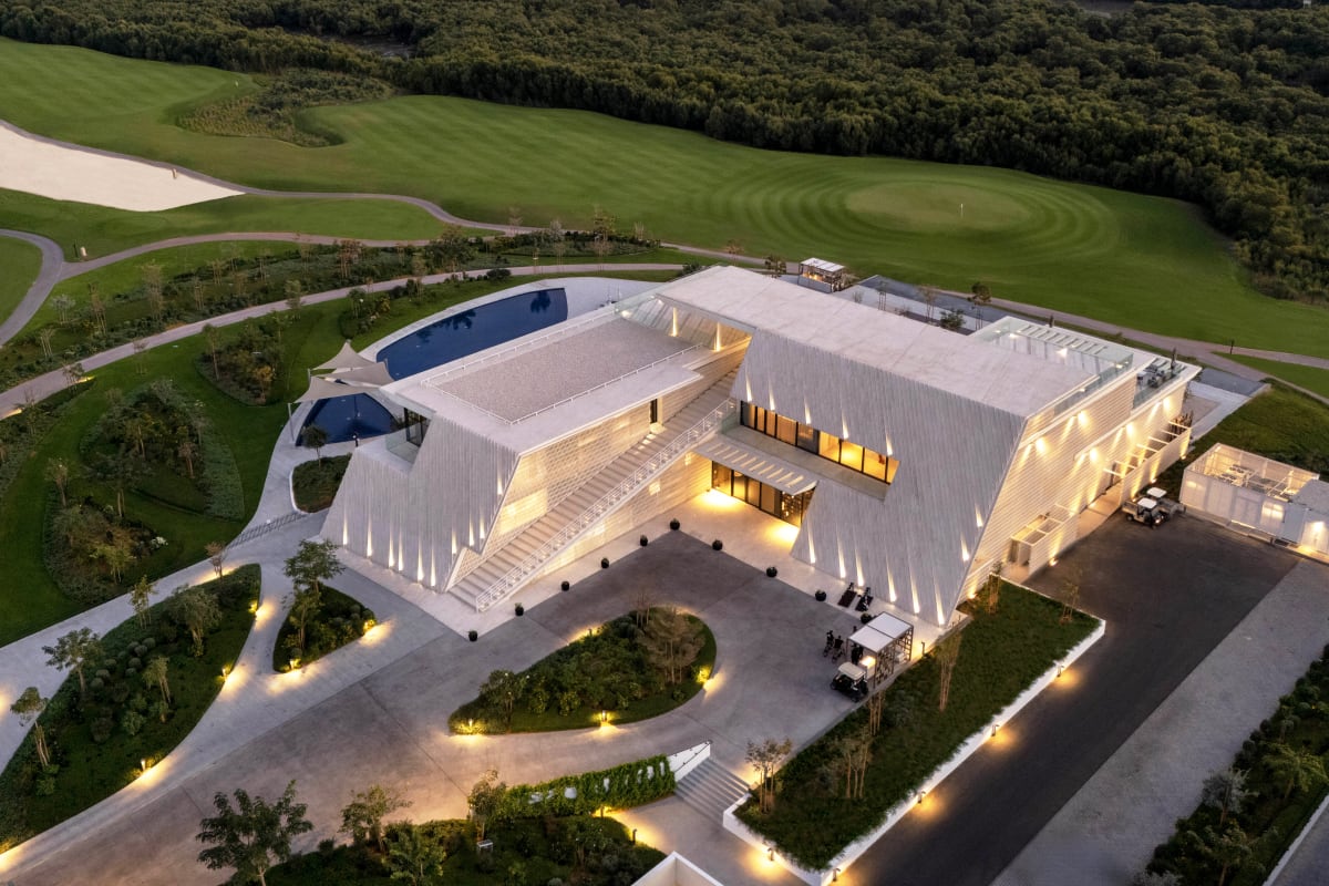 Al Zorah Golf & Yacht Club cover image