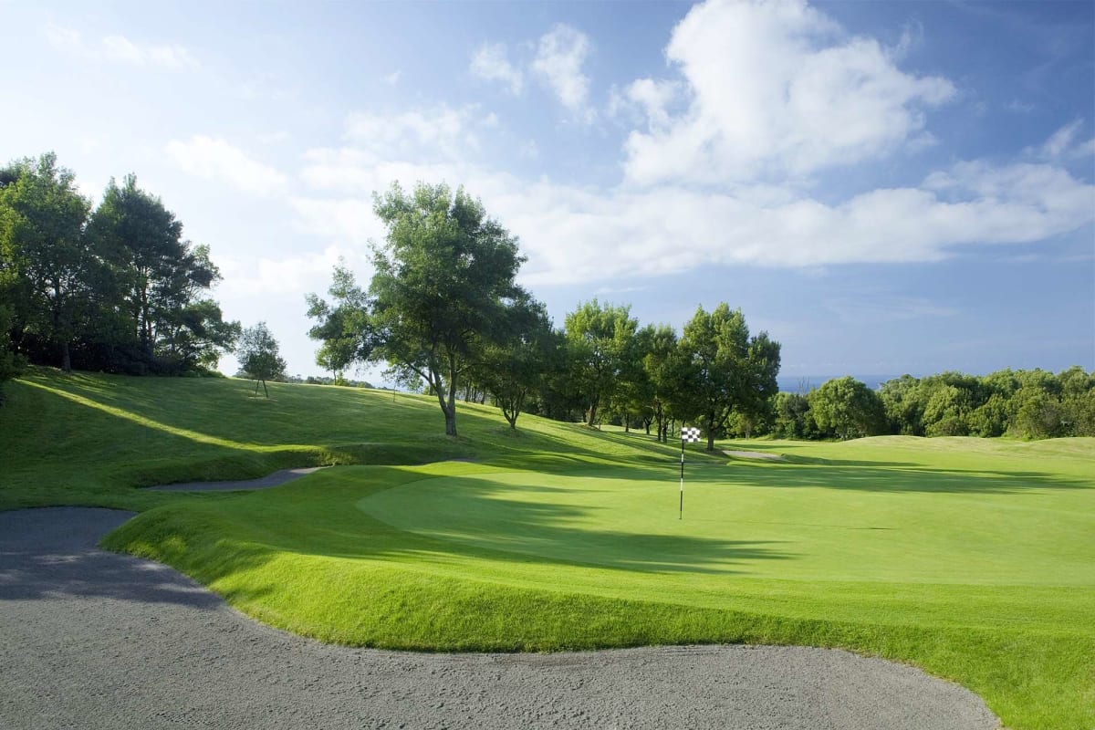 Batalha Golf Course - B & C cover image