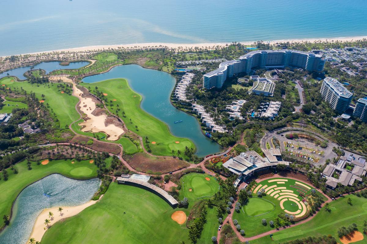 Begonia Bay Peninsula Golf Club cover image