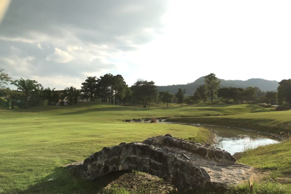 Bonanza Golf & Country Club cover image