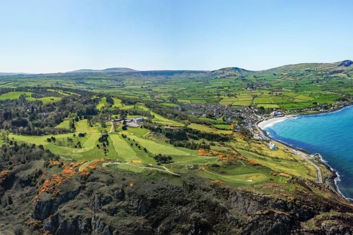 Cairndhu Golf Club cover image