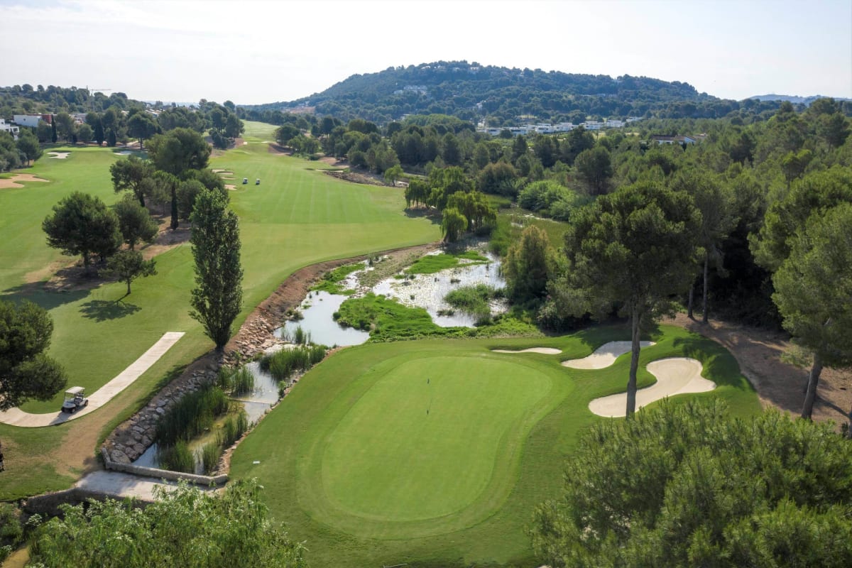 Club de Golf El Bosque cover image