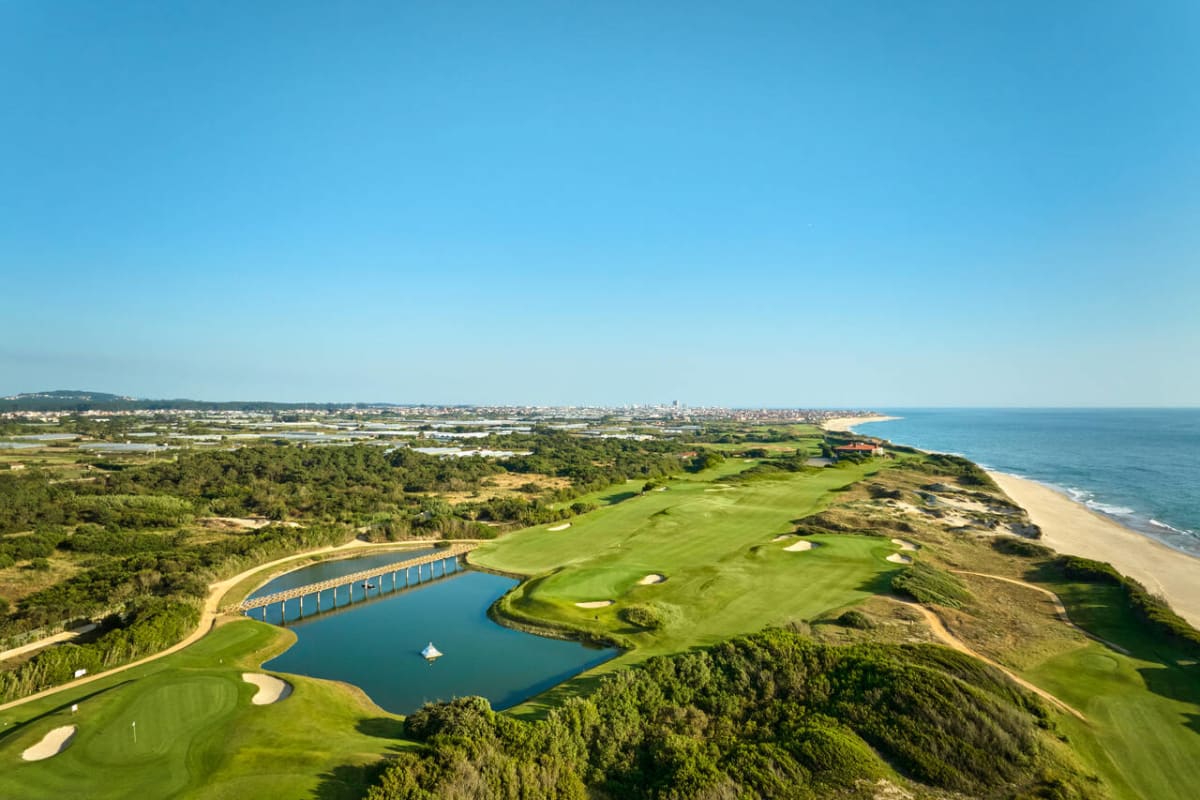 Estela Golf Club cover image