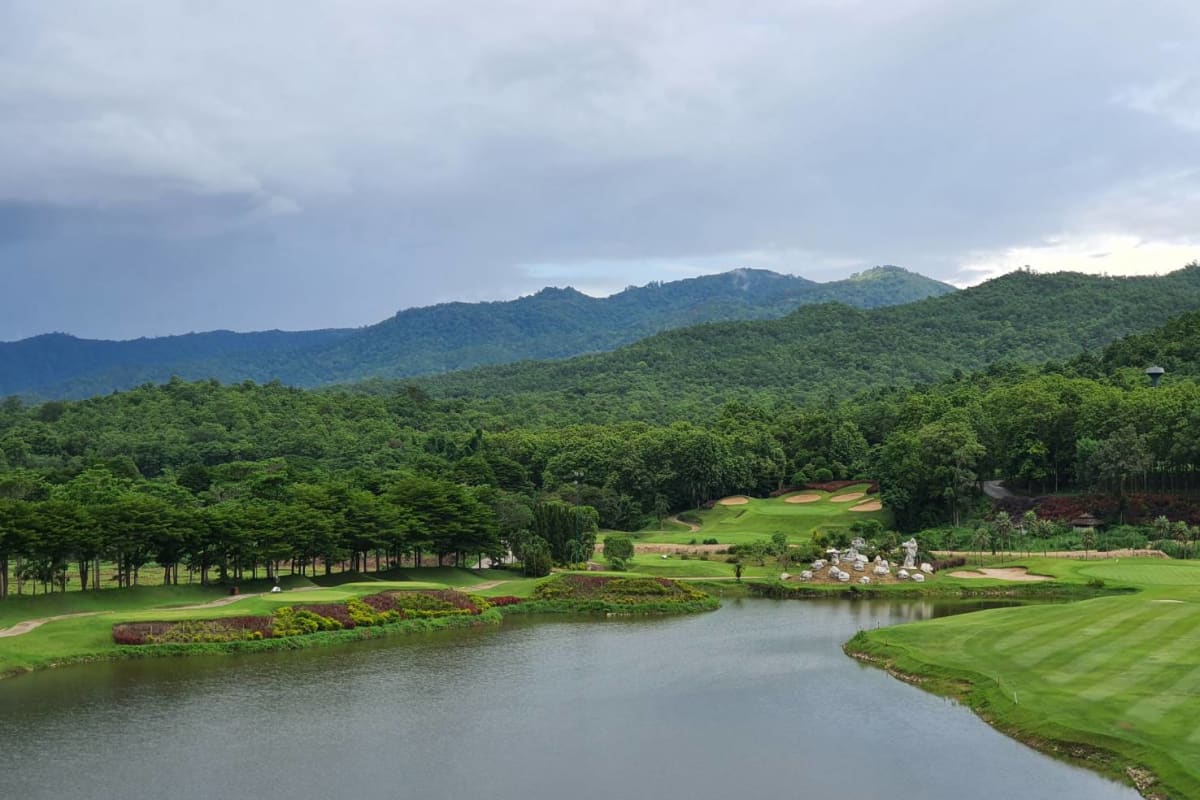 Gassan Khuntan Golf & Resort cover image
