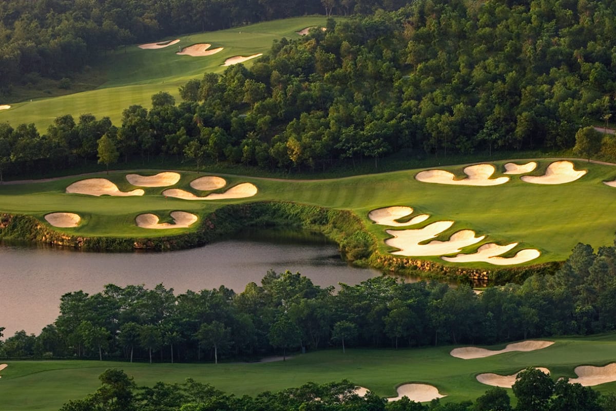 Mission Hills Golf Club - Dongguan - Olazabal cover image