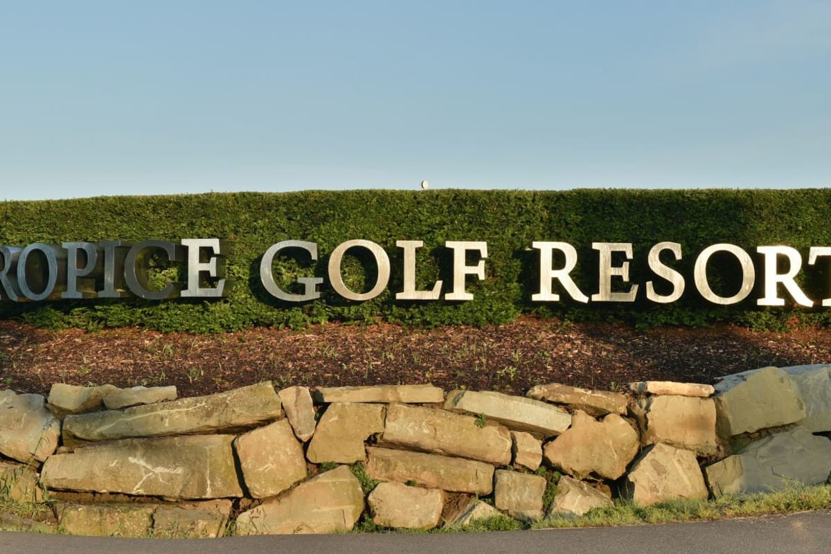 Ropice Golf Resort cover image