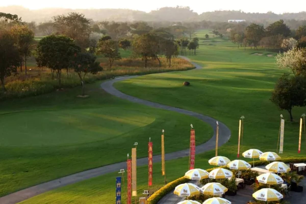 Santiburi Country Club cover image