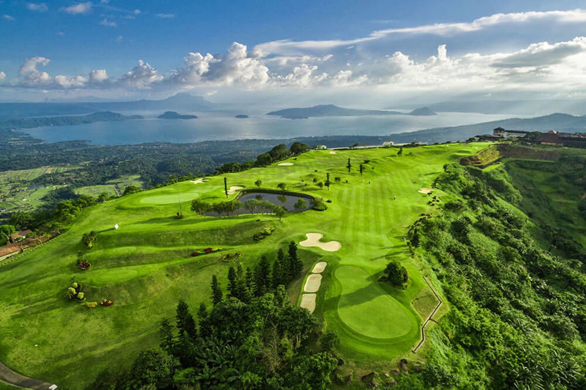 Tagaytay Highlands Golf Club cover image
