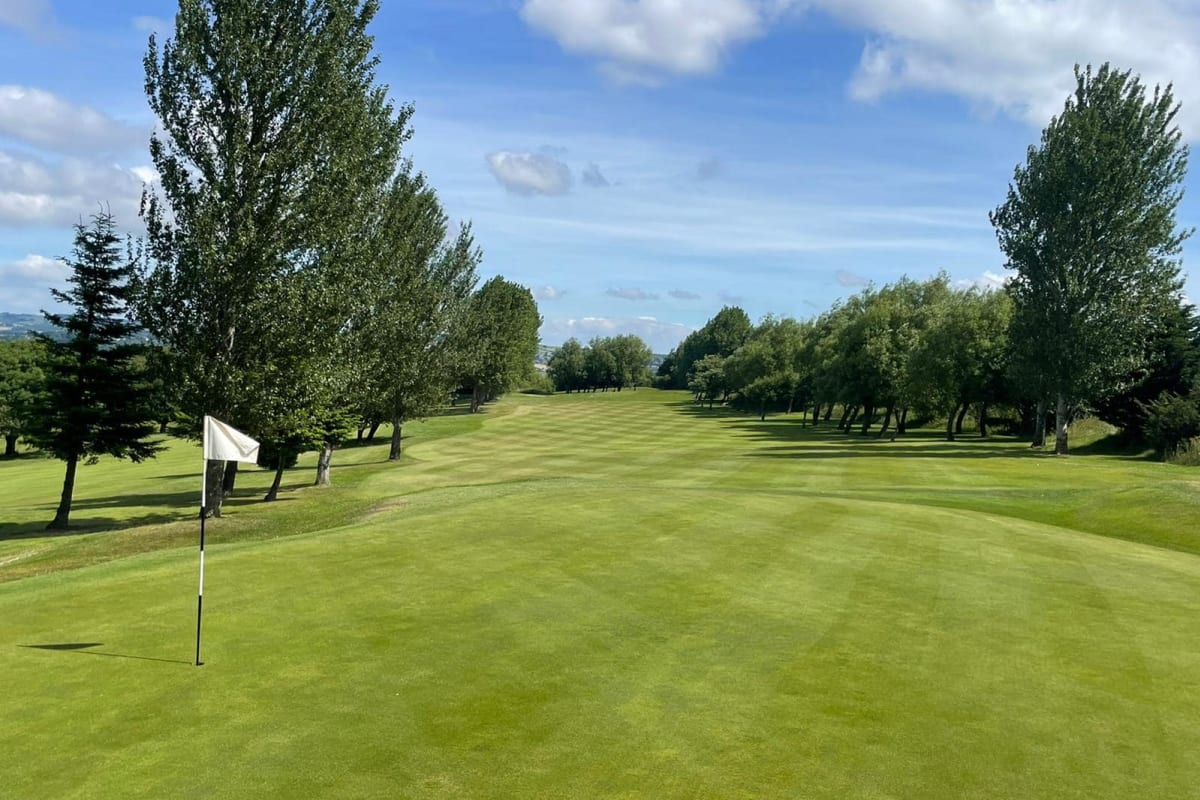 Woodhall Hills Golf Club cover image