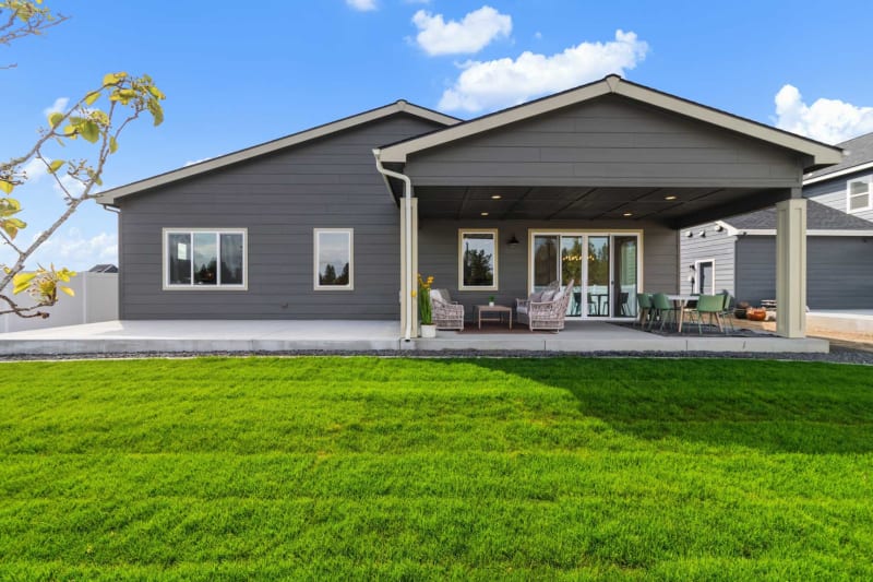 12293 N VALENCIA AVE - Web Ready-43.jpg