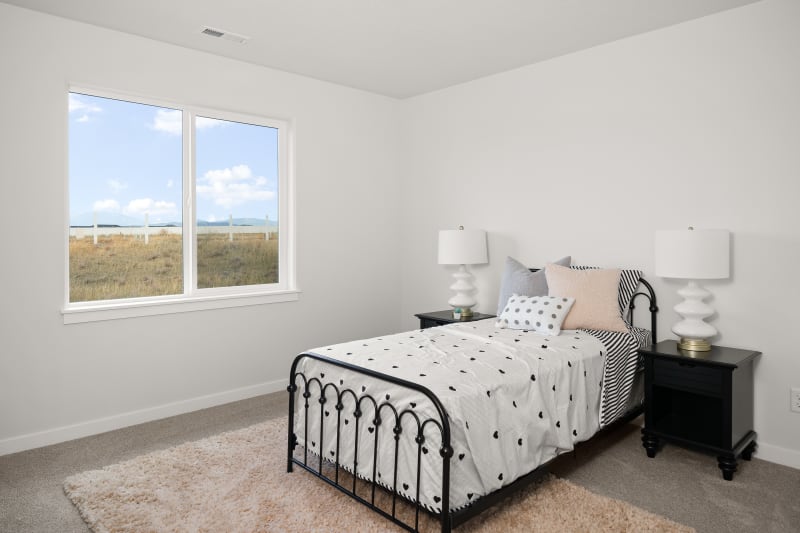24601 E Blue Ridge Ave-038.JPG
