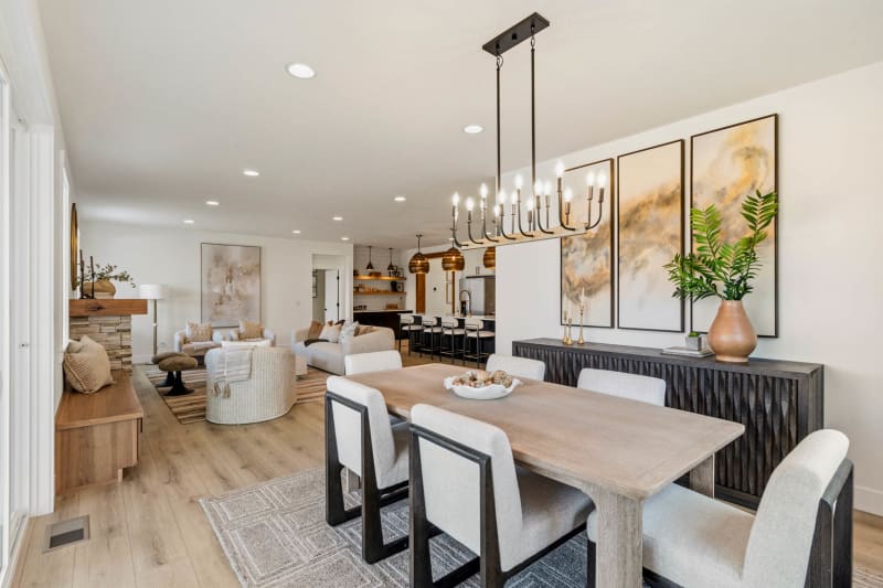12293 N VALENCIA AVE - Web Ready-26.jpg