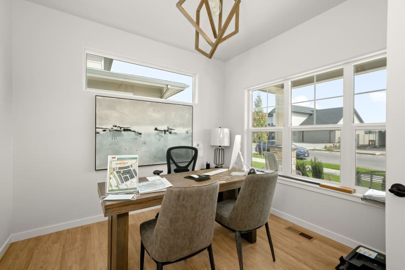 24601 E Blue Ridge Ave-021.jpg