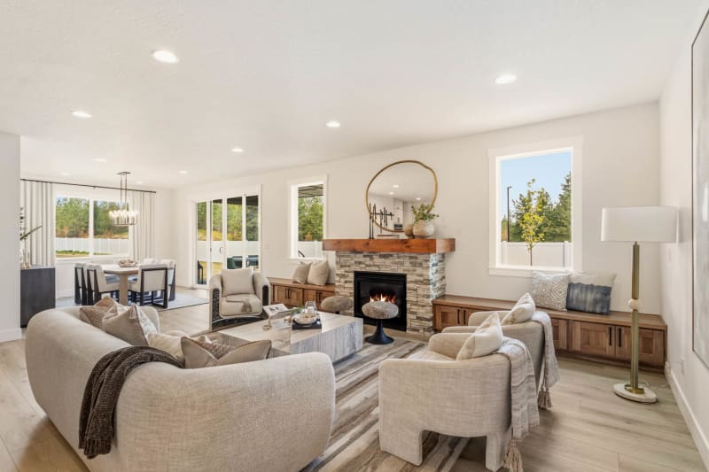 12293 N VALENCIA AVE - Web Ready-29.jpg