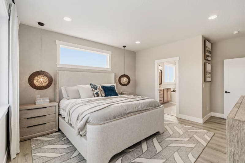 12293 N VALENCIA AVE - Web Ready-17.jpg