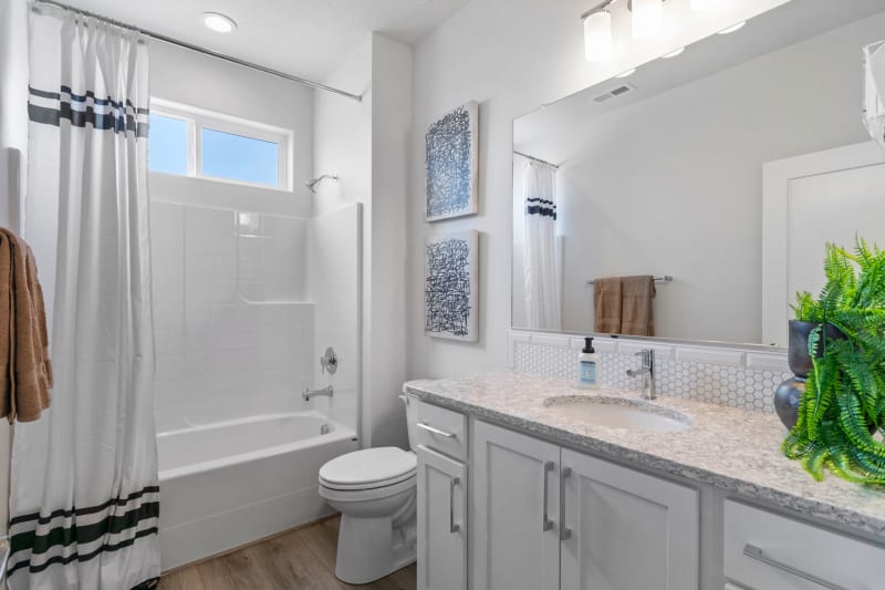 12243 N Dupont Dr - Web Ready (3 of 26).jpg