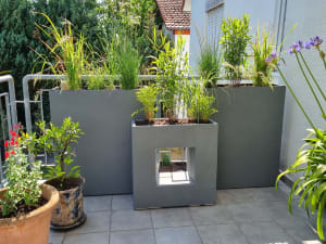 Nachhaltiger Gartenbedarf wie Dünger, Erden, Pflanzen und Substrate