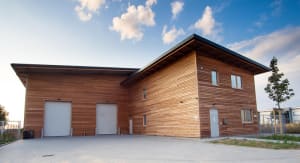 Unsere neue CO2-neutrale Produktions- und Lagerhalle mit Bürotrakt 