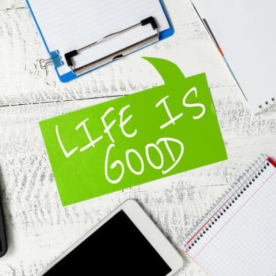 Inspirierender Text: Das Leben ist schön. Die Idee bedeutet, alles zu erreichen, was man will und mehr, Gesundheit zu haben und einen tollen Job zu machen.