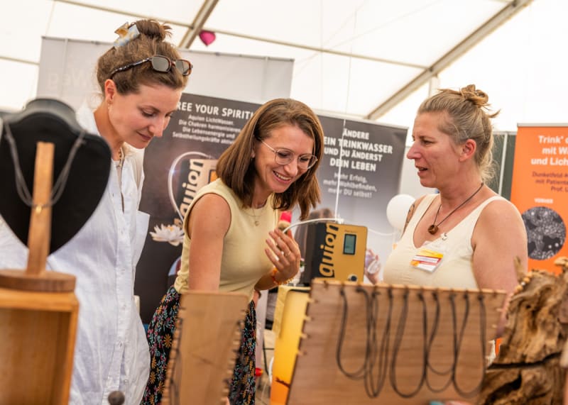 Austausch Aussteller mit Besuchern