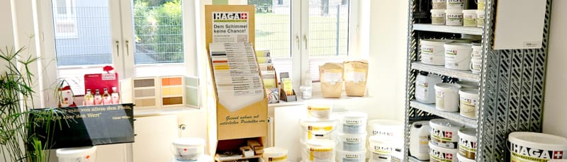 Produktausstellung mit Naturfarben, Putzen und Zubehör bei Bauart:Naturbaustoffe Südholstein in Moorrege | © Bauart:Naturbaustoffe Südholstein