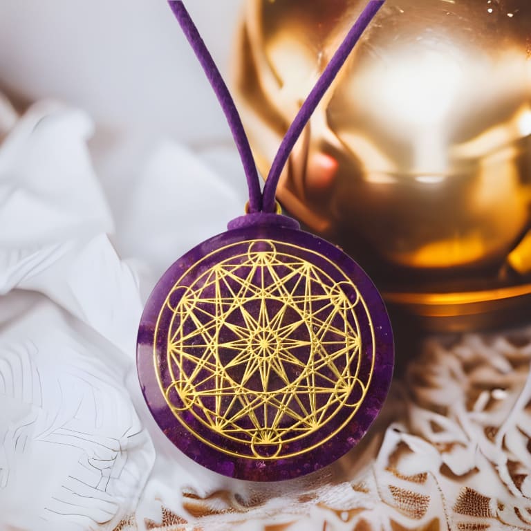 Orgonit Anhänger Vortex Violet Flame | © ArtisanGifts