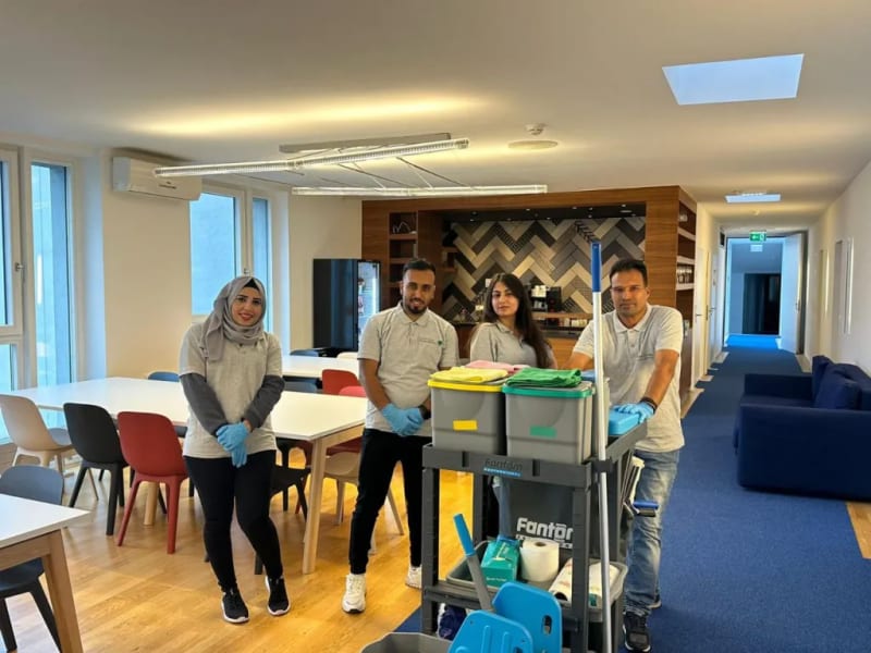 Unsere Team | © © 2023 Sleman Facility