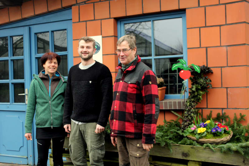 Die Betriebsleitung von links nach rechts: Julia Johannsen, Helge Höft und Betriebsgründer Willi Höft | © Gemüsegärtnerei Breklingfeld Höft & Johannsen GbR