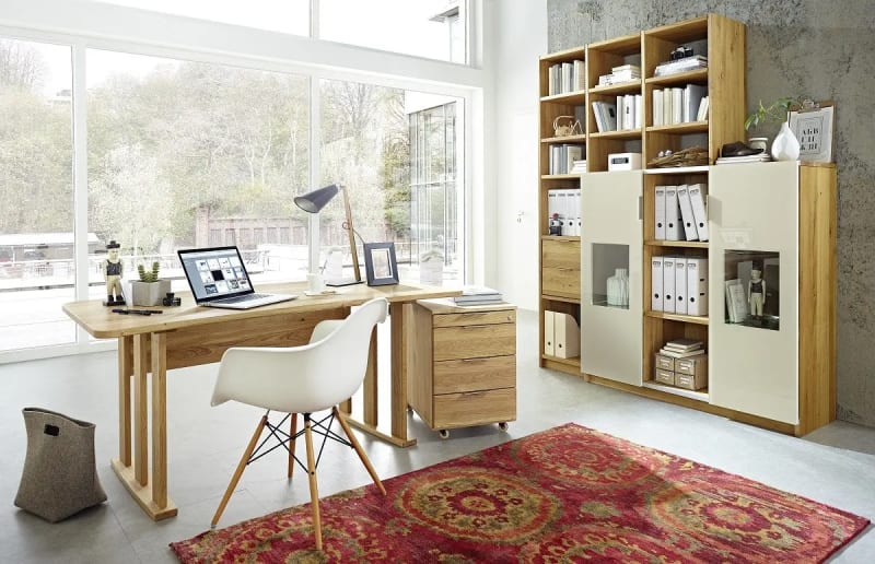 Arbeitszimmermöbel von MeinMassivholz | © MeinMassivholz
